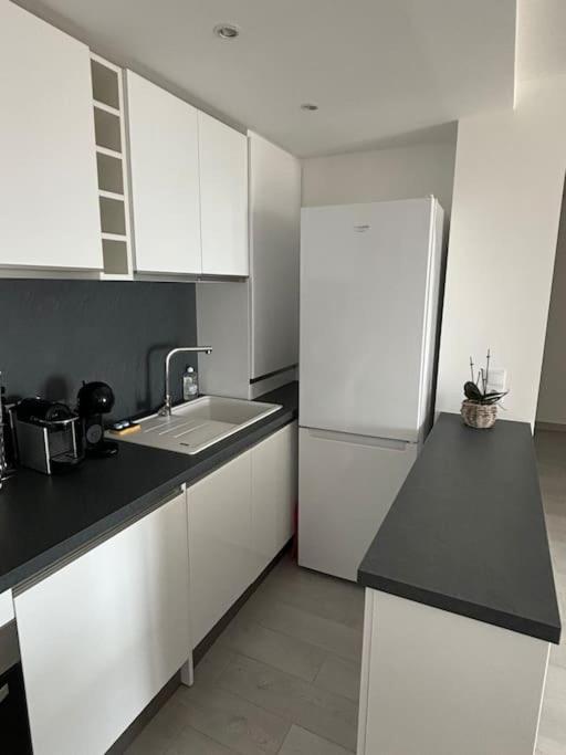 Appartement Tout Confort & Parking بوزولي المظهر الخارجي الصورة